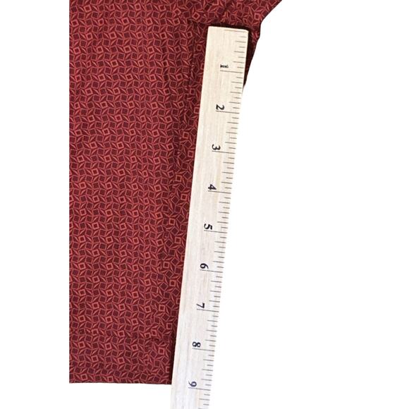 NWT Ben Sherman Regular Stretch Fit Geometric Print Red Shorts 33X9 - Picture 3 of 6